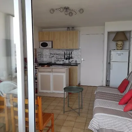 La Petite Galiote A La Plage