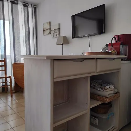 La Petite Galiote A La Plage Frontignan